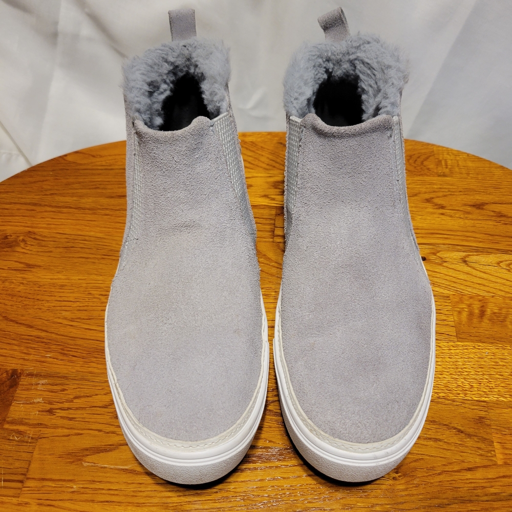 Toms Gray Ankle Boots with Fur Lining